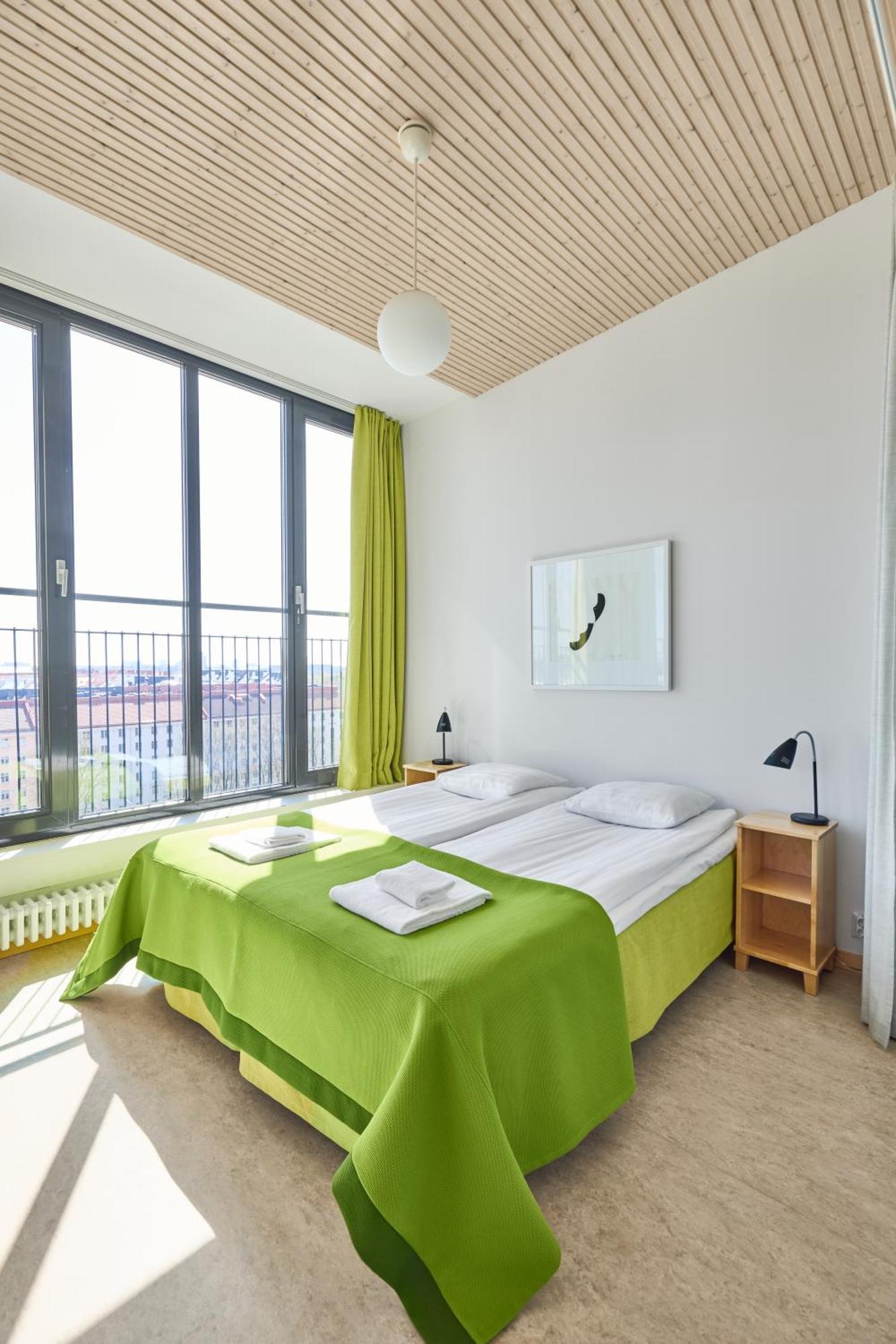 Toeoeloe Towers Aparthotel Helsinki