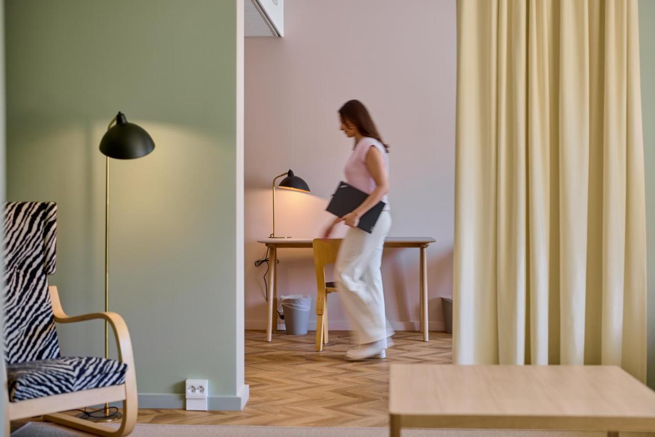 Toeoeloe Towers Huoneistohotelli Helsinki